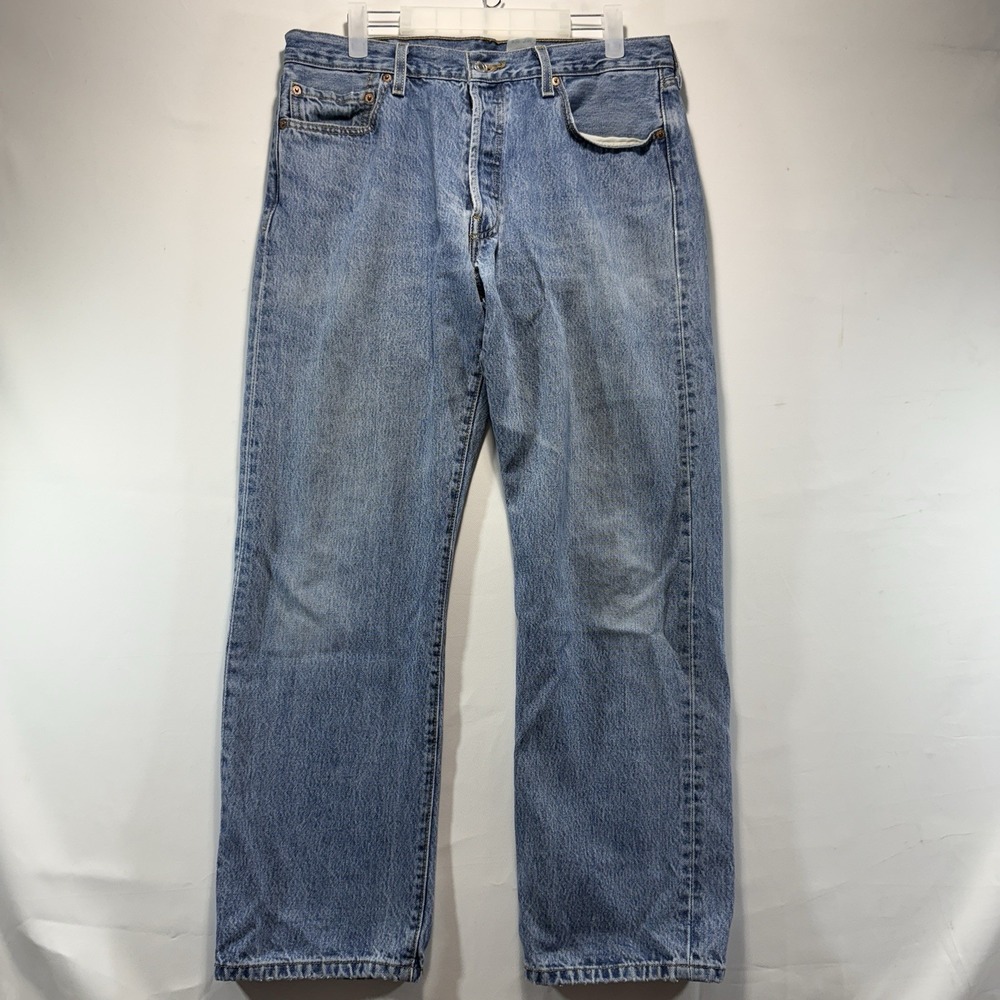 Levi's VTG Jeans Mens 35x30 Fits 33x27 Blue 501 Straight Button Fly 90s - Picture 4 of 16